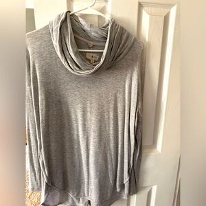 Cowl neck soft Lou and grey